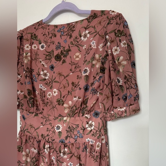 Rihoas Beautiful Floral Print Peasant Button Up Midi/Maxi Dress - Picture 4 of 6